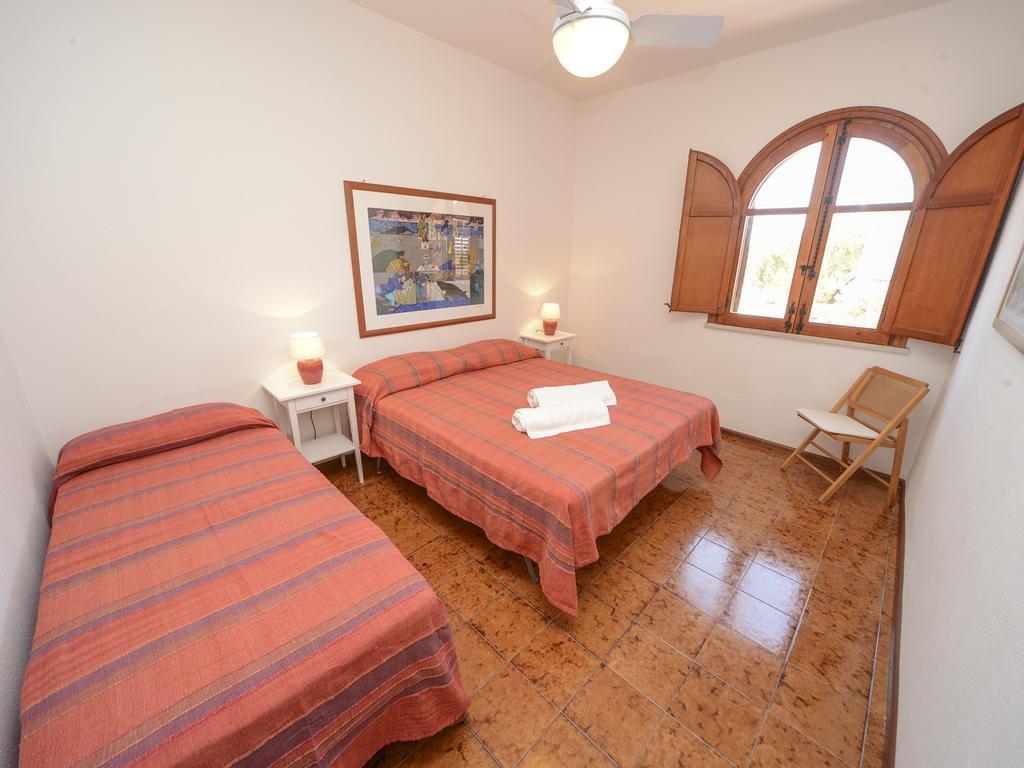 Villa Memi Campofelice Di Roccella Exteriör bild
